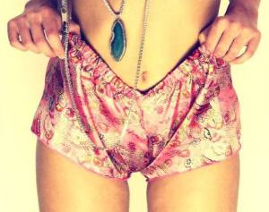 600352_10151743661962794_1161398549_n